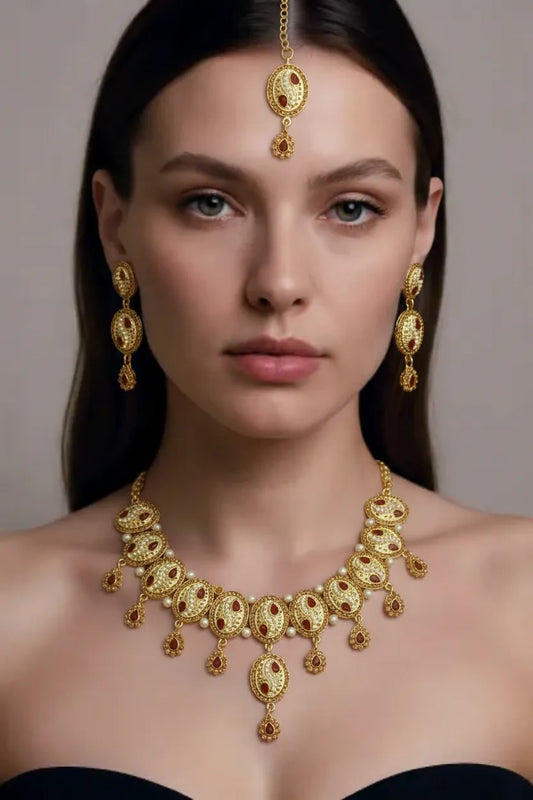 Beautiful Antique Gold Plated Necklace Set